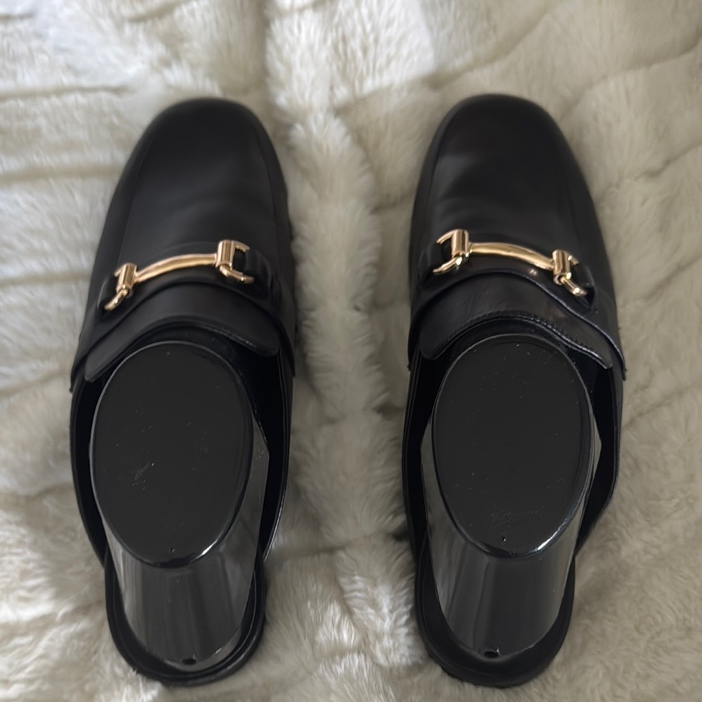 Steve Madden Black Leather Slip-On Mules with Gold Bit - Picture 5 of 13